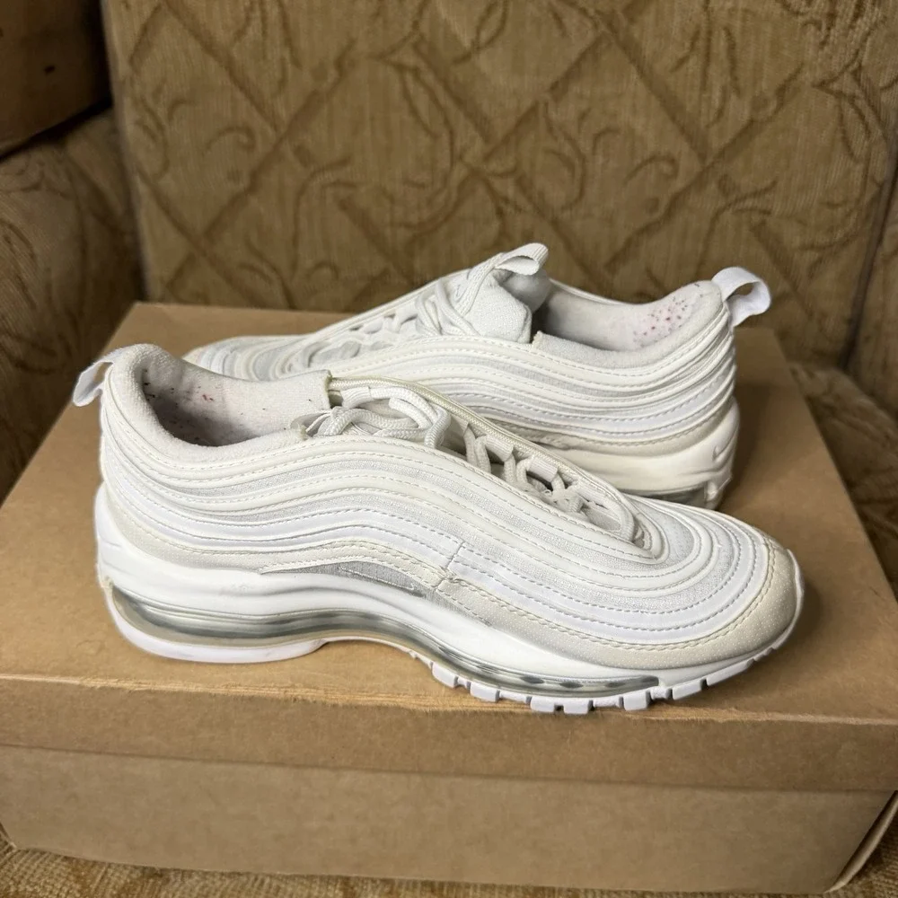 Nike Air Max 97 GS White Metallic Silver Kids Sneaker 921522-104 Size 4Y / 5.5W